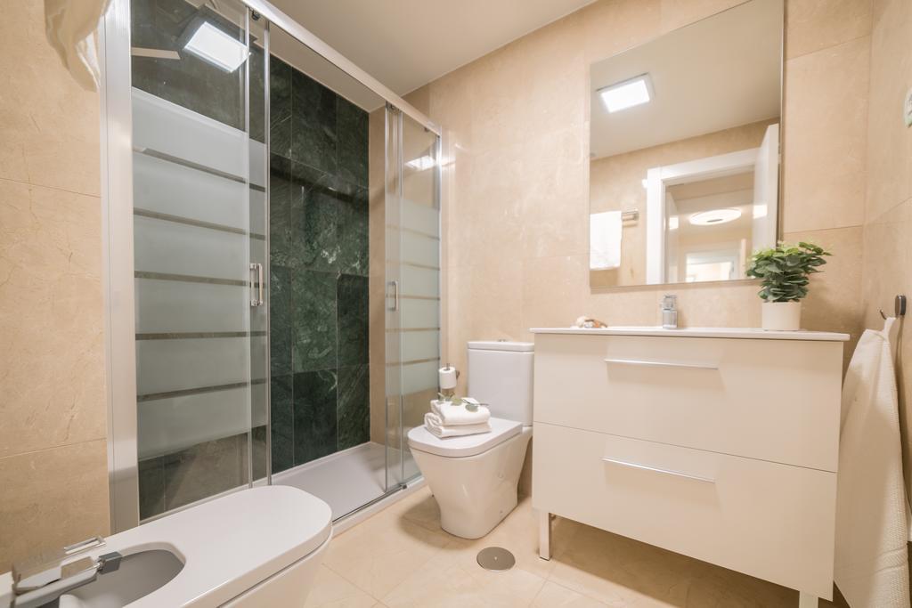 La Serna Premium Center Málaga Oda fotoğraf